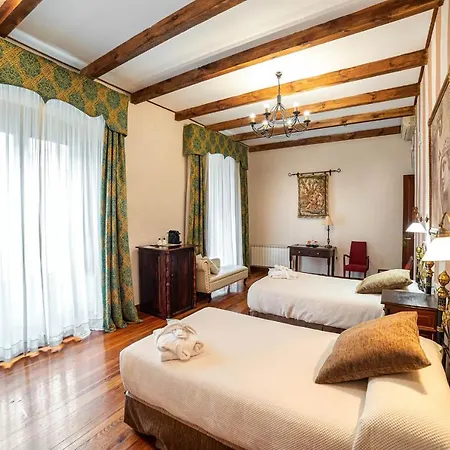 Alvar Fanez Hotel 4*