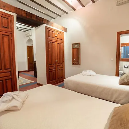 Alvar Fanez Hotel