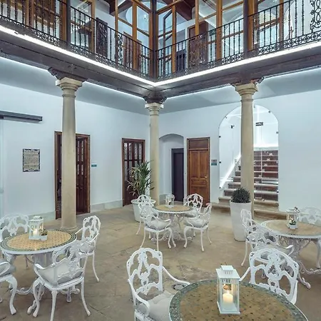 Alvar Fanez Hotel